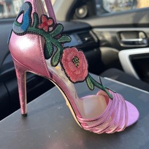 Gucci flower sandals